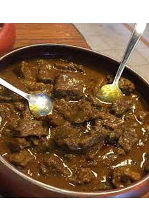 Al Makkah's Mejbani Ghost: A Flavorful Delight